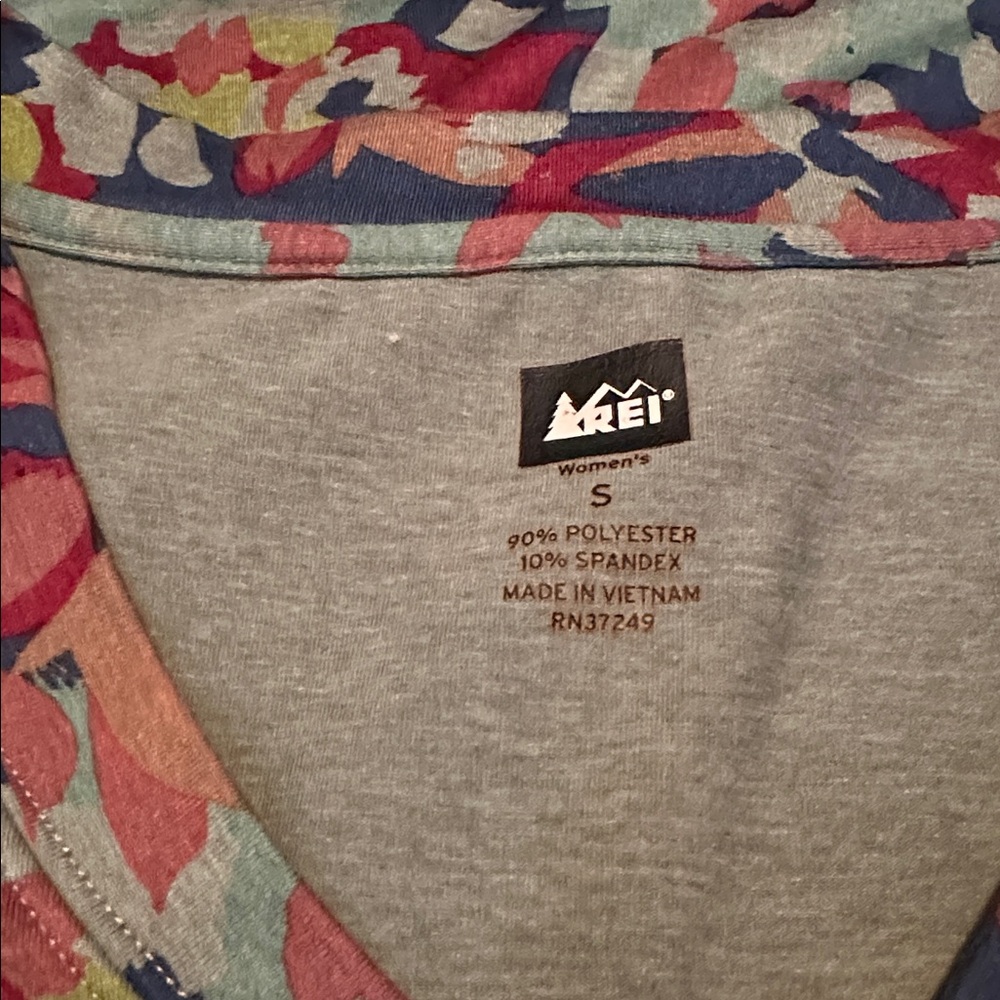 Small Rei Multicolor Floral Dress - Picture 5 of 6